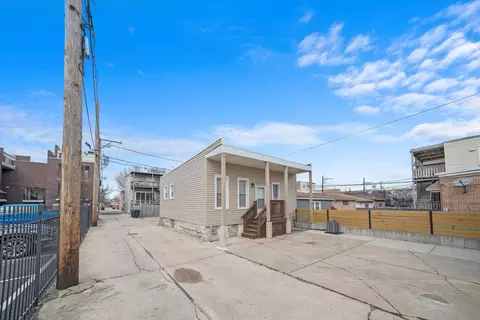 3246 S Normal Ave, Chicago, IL 60616 photo 7