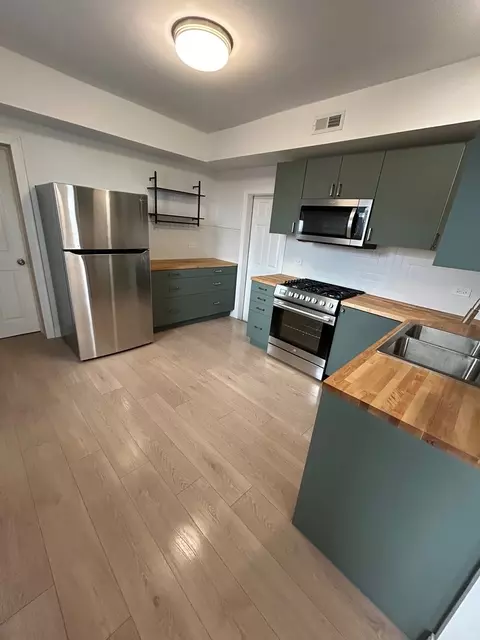 3246 S Normal Ave, Chicago, IL 60616 photo 23