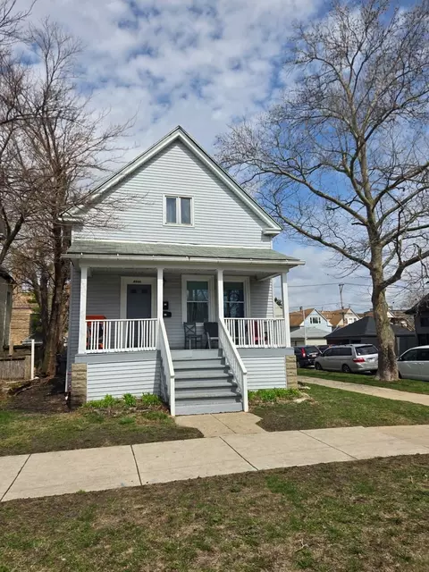 4900 W Grace St, Chicago, IL 60641