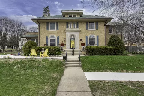 1314 Shiloh Blvd, Zion, IL 60099