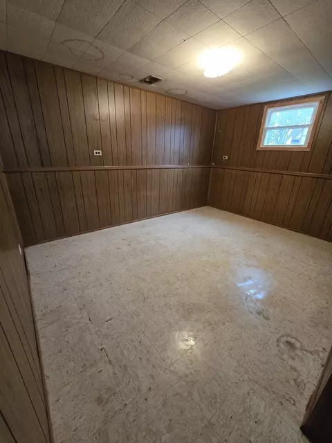 Other - 2075 Greenfield Rd, Hoffman Estates, IL 60169 photo 1 of 3