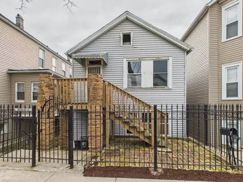 2841 W 23rd St, Chicago, IL 60623