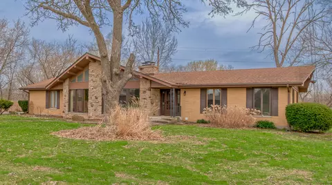 3515 Partridge Ln, Belvidere, IL 61008