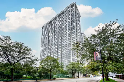 5455 N Sheridan Rd #2204, Chicago, IL 60640