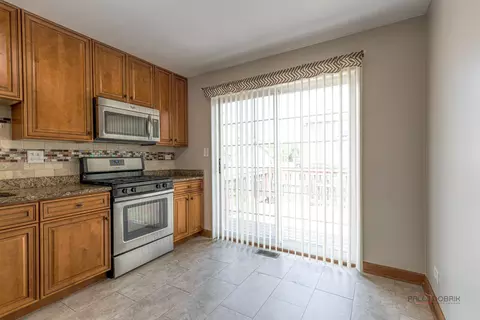 1680 Bicek Dr, Hoffman Estates, IL 60192 photo 14