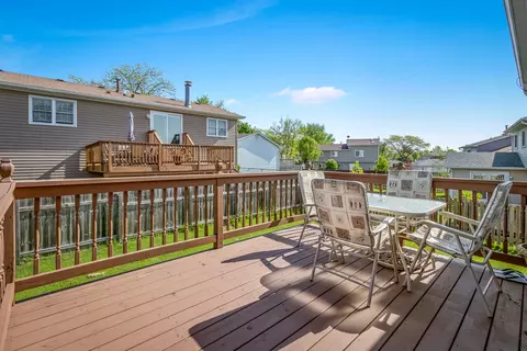 1680 Bicek Dr, Hoffman Estates, IL 60192 photo 31