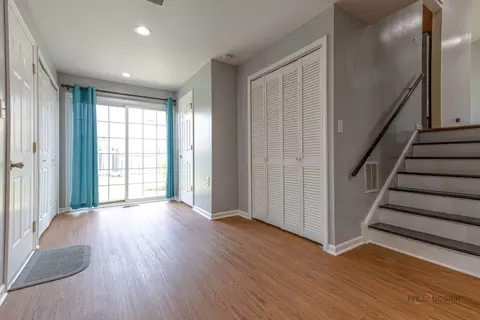 1680 Bicek Dr, Hoffman Estates, IL 60192 photo 26