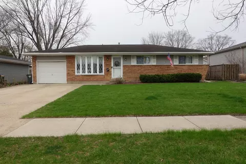 1522 N Ridge Ave, Arlington Heights, IL 60004
