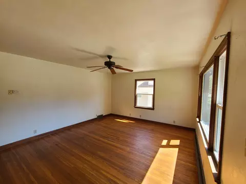 Living - 518 3rd Ave, Dixon, IL 61021 photo 1 of 2