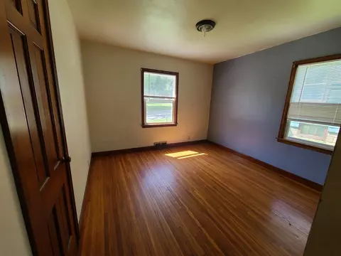 Bedroom - 518 3rd Ave, Dixon, IL 61021 photo 3 of 3