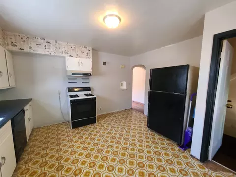 Kitchen - 518 3rd Ave, Dixon, IL 61021 photo 2 of 2