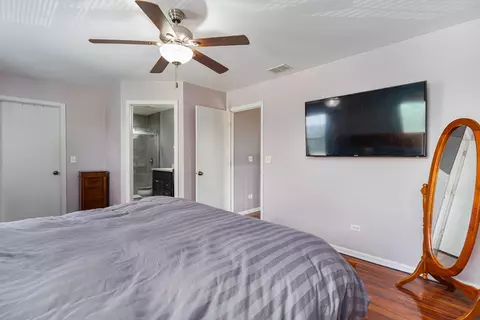 Bedroom - 2743 River Bend Ln, Plainfield, IL 60586 photo 2 of 2