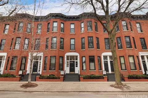 2155 N Seminary Ave #B, Chicago, IL 60614