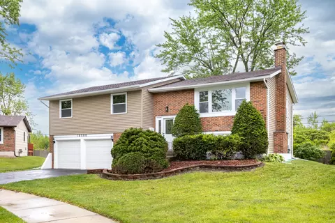 16560 Woodlawn West Ave, South Holland, IL 60473