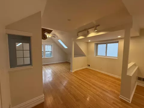 Living - 2446 W Thomas St, Chicago, IL 60622 photo 9 of 14