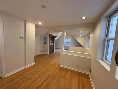 Living - 2446 W Thomas St, Chicago, IL 60622 photo 7 of 14