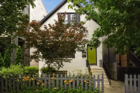 2446 W Thomas St, Chicago, IL 60622