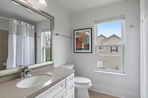 370 Comstock Dr, Elgin, IL 60124 photo 30