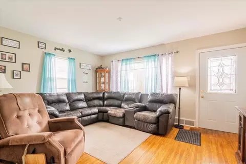 1012 N Linden St, Normal, IL 61761 photo 9