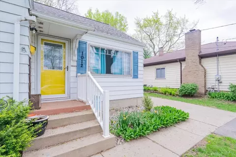 1012 N Linden St, Normal, IL 61761 photo 8
