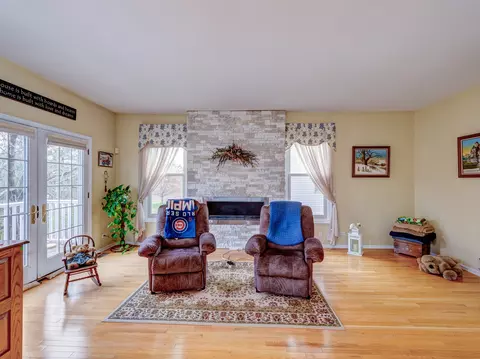 5335 Fox Path Ln, Hoffman Estates, IL 60192 photo 15