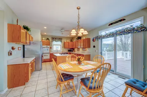 5335 Fox Path Ln, Hoffman Estates, IL 60192 photo 11