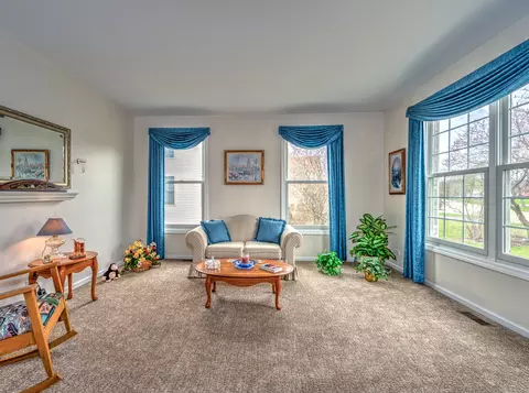 5335 Fox Path Ln, Hoffman Estates, IL 60192 photo 7