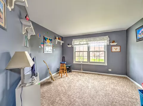 5335 Fox Path Ln, Hoffman Estates, IL 60192 photo 21