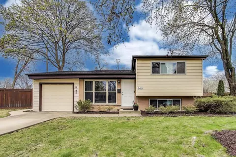 845 Fair Ln, Northbrook, IL 60062