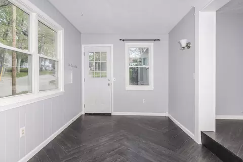 1216 Barker St, Bloomington, IL 61701 photo 5
