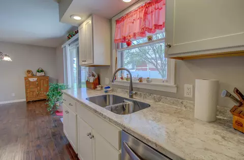 Kitchen - 217 Eldorado Dr, Tuscola, IL 61953 photo 2 of 5