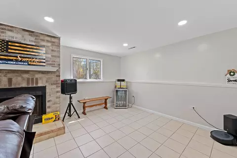 Other - 516 E Turner Ave, Roselle, IL 60172 photo 15 of 16