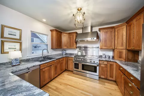 519 N Scott St, Wheaton, IL 60187 photo 16