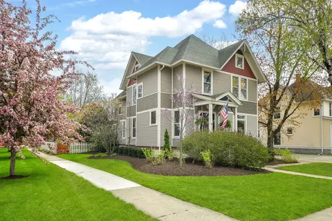 519 N Scott St, Wheaton, IL 60187 photo 3