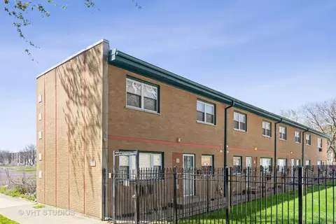 7010 S East End Ave #4, Chicago, IL 60649
