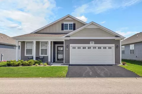 1615 Windsor Rd, Pingree Grove, IL 60140