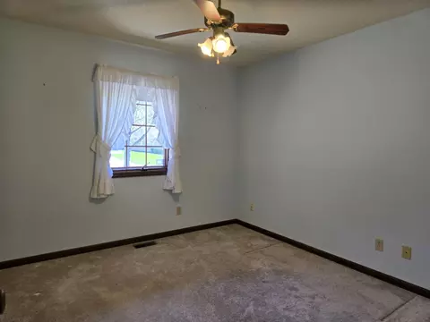 1506 Theodore Dr #B, Champaign, IL 61821 photo 12