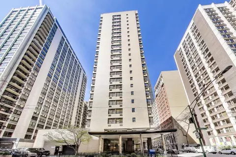 850 N Dewitt Pl #19H, Chicago, IL 60611