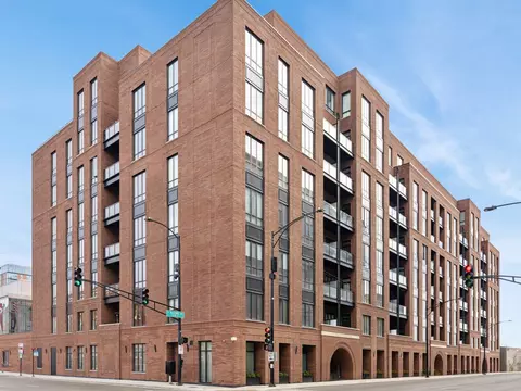 305 S Racine Ave #PH-A, Chicago, IL 60607