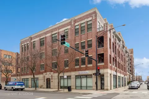 955 W Monroe St #2C, Chicago, IL 60607
