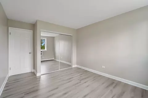 1500 Robin Cir #101, Hoffman Estates, IL 60169 photo 8