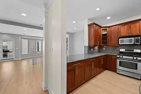 Kitchen - 73 E 16th St #2, Chicago, IL 60616 photo 3 of 3