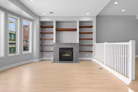 Living - 73 E 16th St #2, Chicago, IL 60616 photo 2 of 8