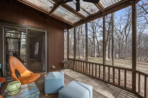 99 Gromer Rd, Elgin, IL 60120 photo 3