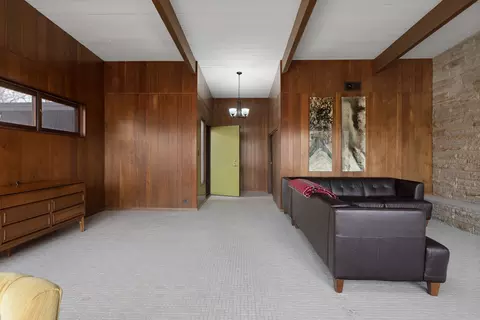 99 Gromer Rd, Elgin, IL 60120 photo 20