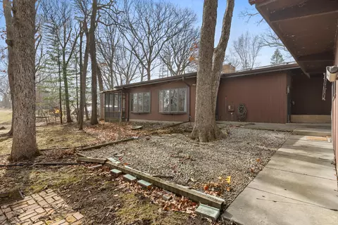 99 Gromer Rd, Elgin, IL 60120 photo 41