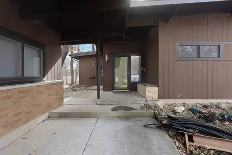 99 Gromer Rd, Elgin, IL 60120 photo 37