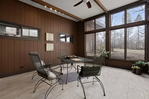99 Gromer Rd, Elgin, IL 60120 photo 15