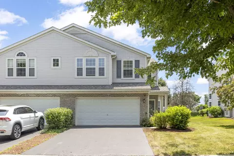1844 Candlelight Cir, Montgomery, IL 60538