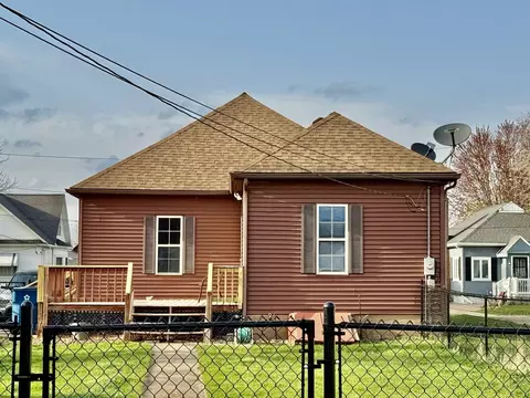 Other - 223 E 2nd St, Oglesby, IL 61348 photo 3 of 4